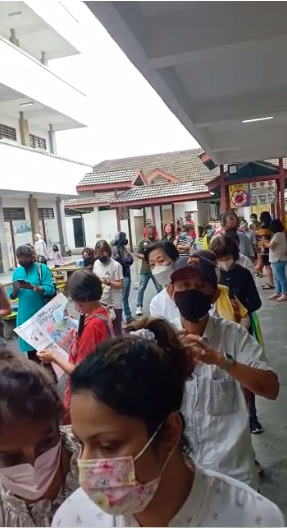 【視頻】萬宜站隻開一間 近百老人排長龍等投票